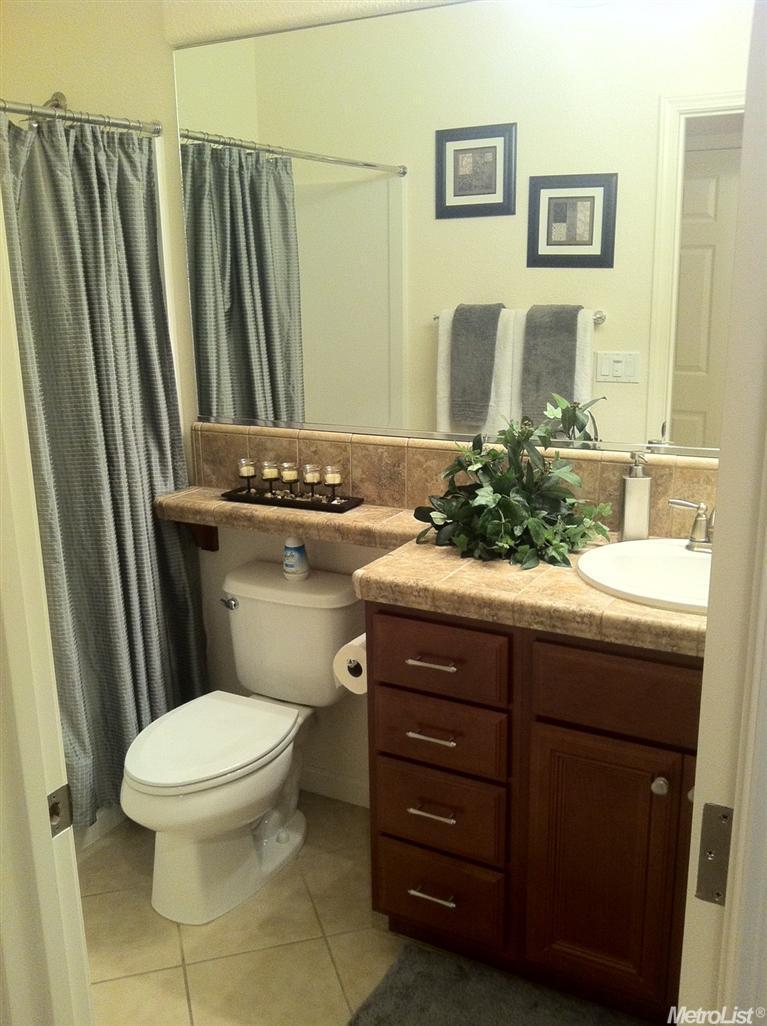 1710 Dalia Ln, Manteca, CA 95337 photo 8