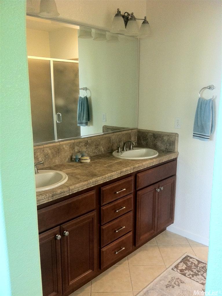 1710 Dalia Ln, Manteca, CA 95337 photo 13