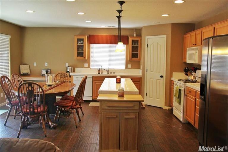 1900 St Peters St, Modesto, CA 95355 photo 9