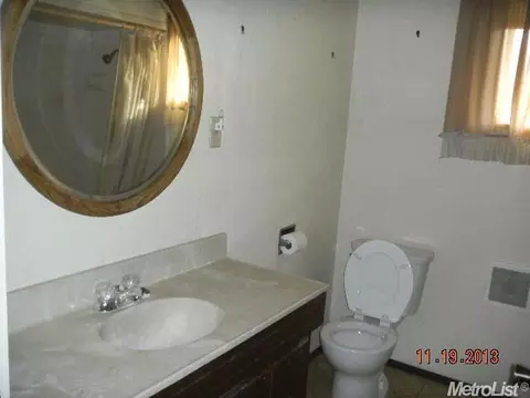 5731 Griffin Rd, Turlock, CA 95382 photo 11