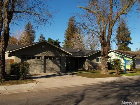 1113 Enslen Ave, Modesto, CA 95350 photo 2