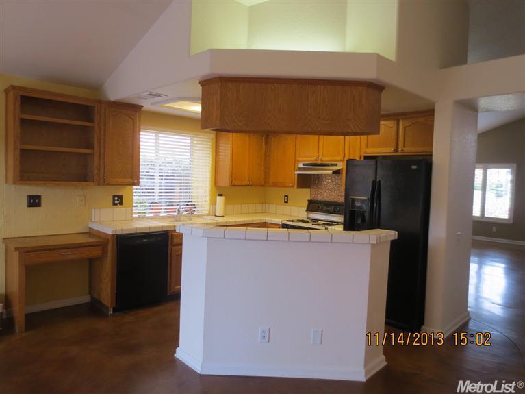3809 Shawnee Dr, Modesto, CA 95356 photo 3
