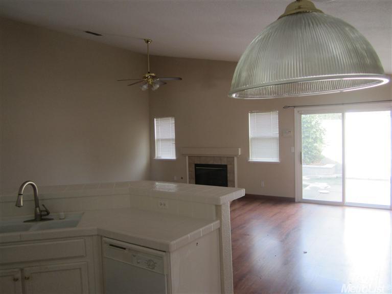 1035 Bristow, Manteca, CA 95336 photo 6