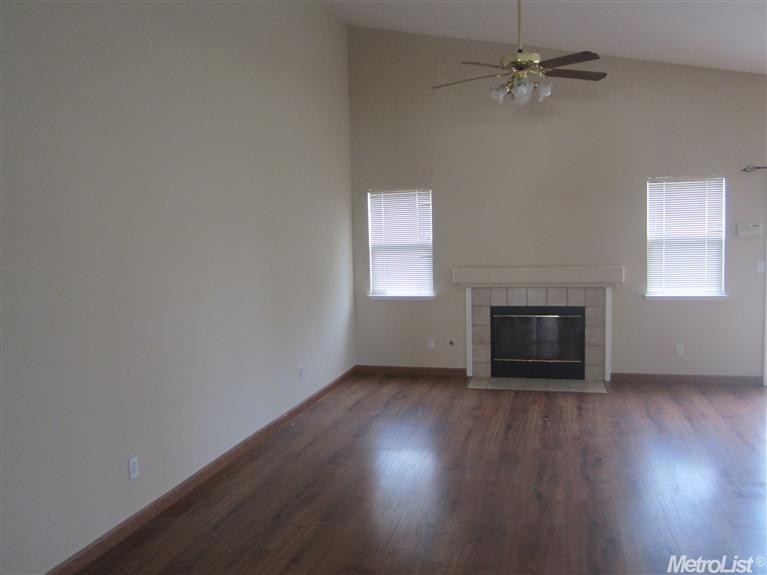 1035 Bristow, Manteca, CA 95336 photo 5