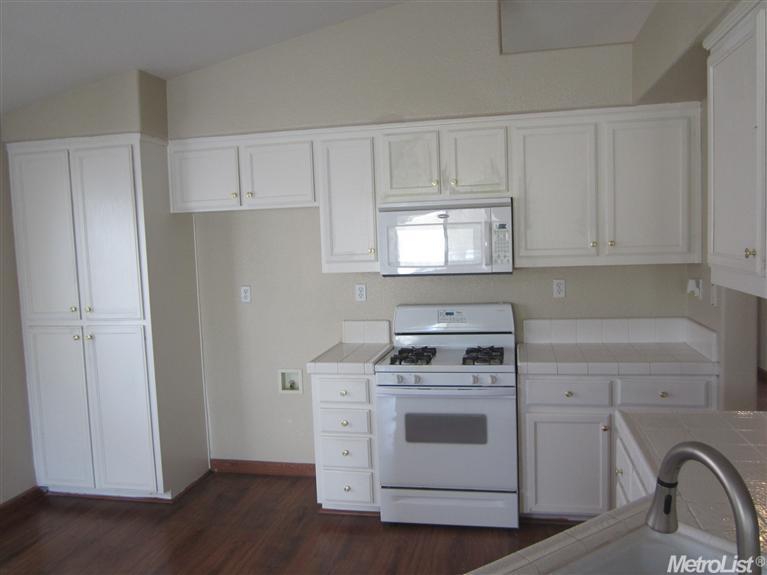1035 Bristow, Manteca, CA 95336 photo 8