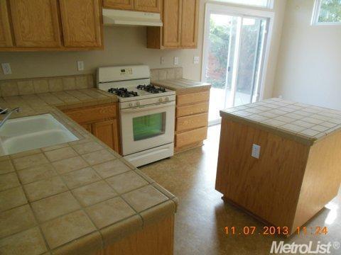 456 Petunia Ct, Merced, CA 95341 photo 4