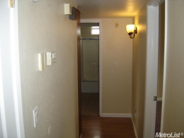 2717 Canyon Dr, Modesto, CA 95351 photo 8