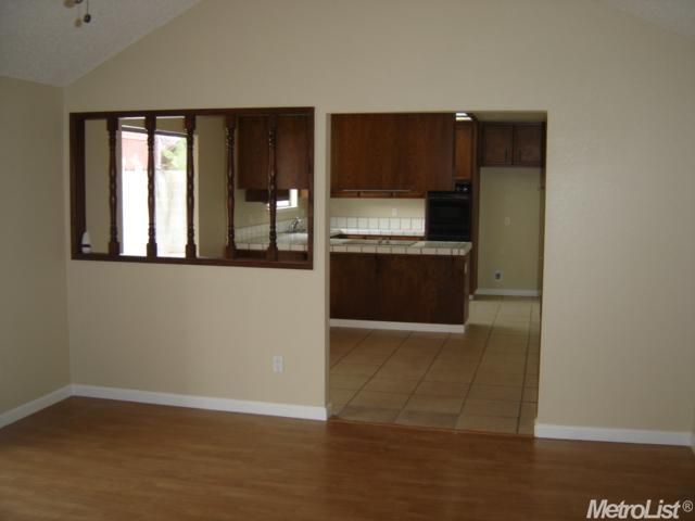 2717 Canyon Dr, Modesto, CA 95351 photo 7