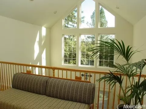 11276 Edward Dr, Grass Valley, CA 95949 photo 18