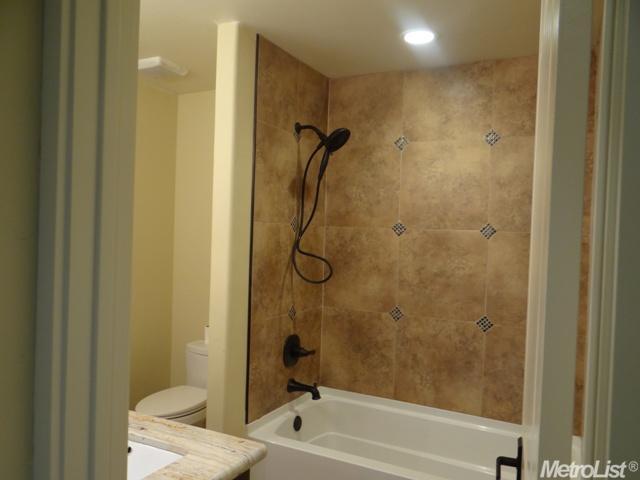 3308 Oak Stream Ct, Carmichael, CA 95608 photo 16