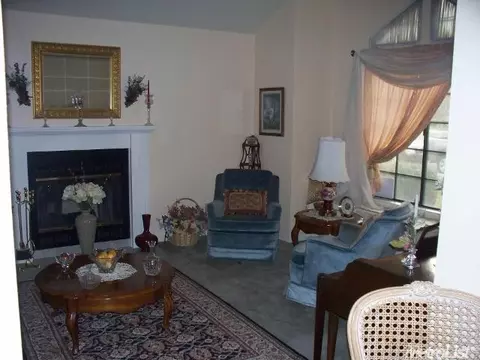 1804 Stonehenge, Ceres, CA 95307 photo 2