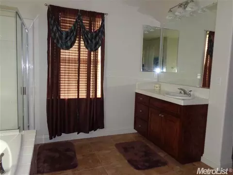 3025 Omega Way, Modesto, CA 95355 photo 16
