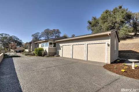 5368 Comstock Rd, Placerville, CA 95667 photo 2