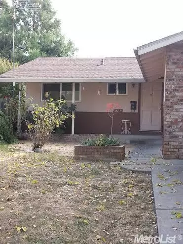 2792 Belmont Dr, Davis, CA 95618 photo 1