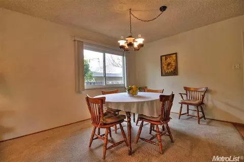 5704 Nonnie Ave, Sacramento, CA 95841 photo 9