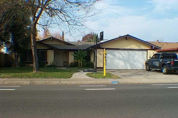 2221 Boothe, Ceres, CA 95307 photo 1