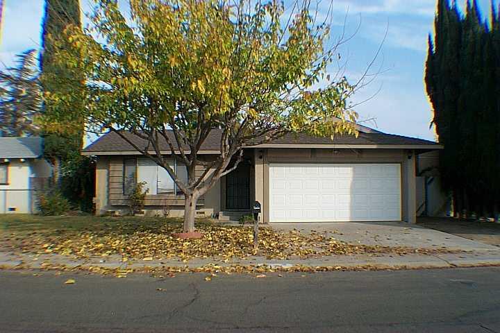 1217 Symphony Way, Modesto, CA 95351 photo 1