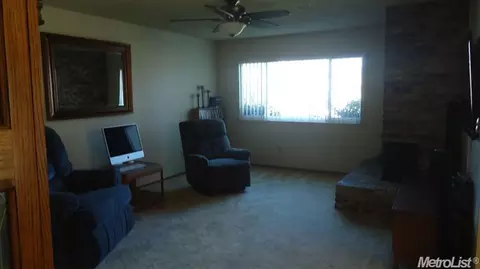 3220 Fowler Rd, Ceres, CA 95307 photo 2