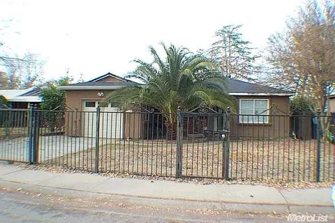 73 Bay Dr, Sacramento, CA 95815 photo 1
