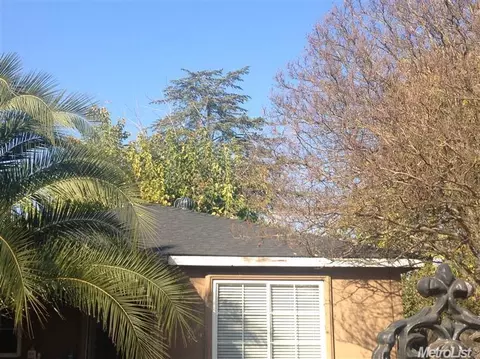 73 Bay Dr, Sacramento, CA 95815 photo 5
