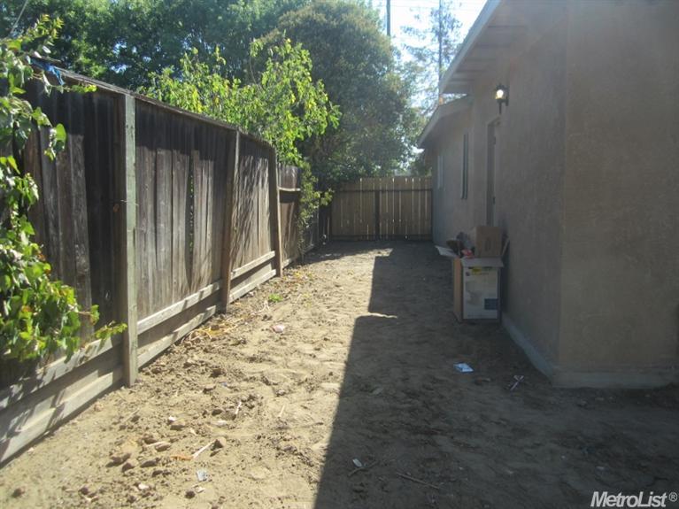 2709 Carver Rd, Modesto, CA 95350 photo 12