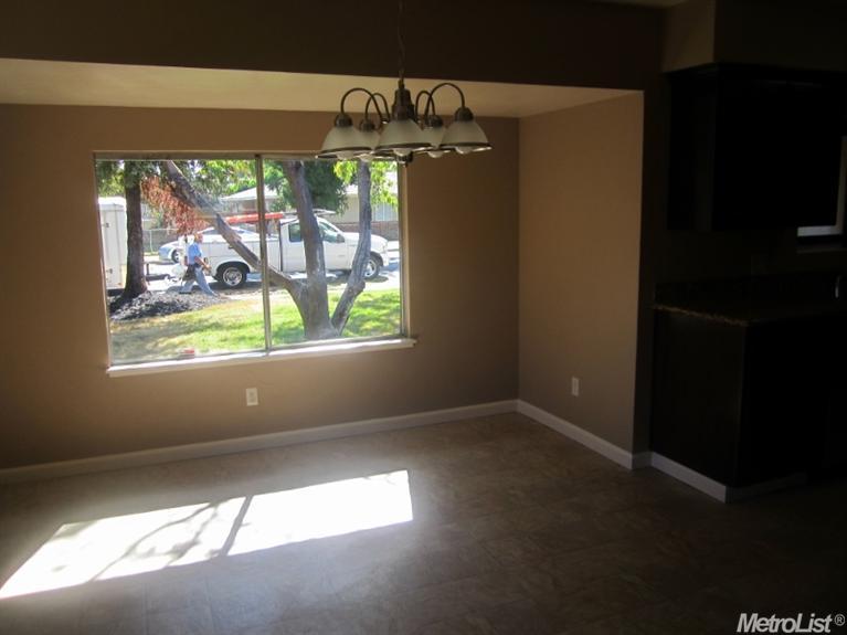 2709 Carver Rd, Modesto, CA 95350 photo 4
