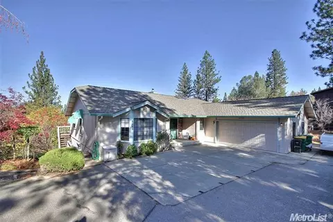 2425 Morrene Dr, Placerville, CA 95667 photo 1