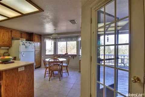2425 Morrene Dr, Placerville, CA 95667 photo 4
