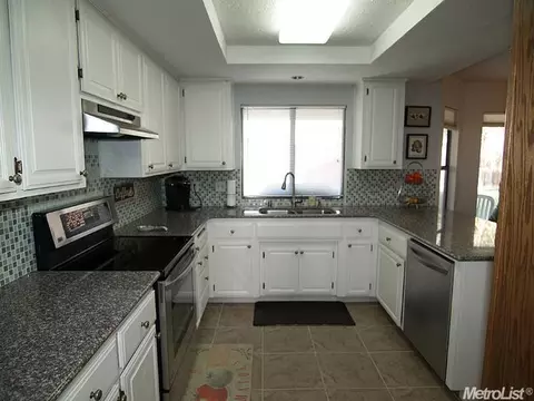 2813 Fleming Ct, Modesto, CA 95356 photo 7
