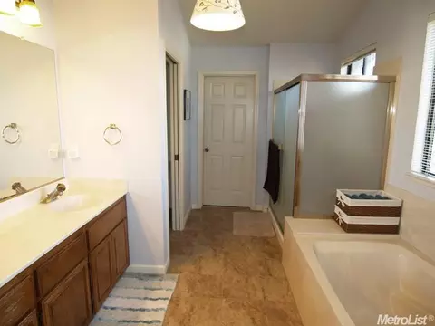 2813 Fleming Ct, Modesto, CA 95356 photo 13