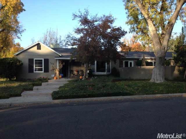 1005 Roble Ave, Modesto, CA 95354 photo 1