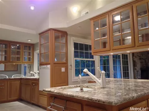 5521 Kenneth Ave, Carmichael, CA 95608 photo 13