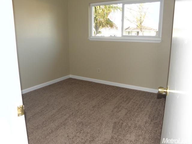 212 Phillip Ct, Modesto, CA 95350 photo 7