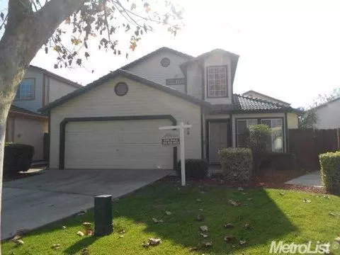 568 W 4th St, Tracy, CA 95376 photo 1