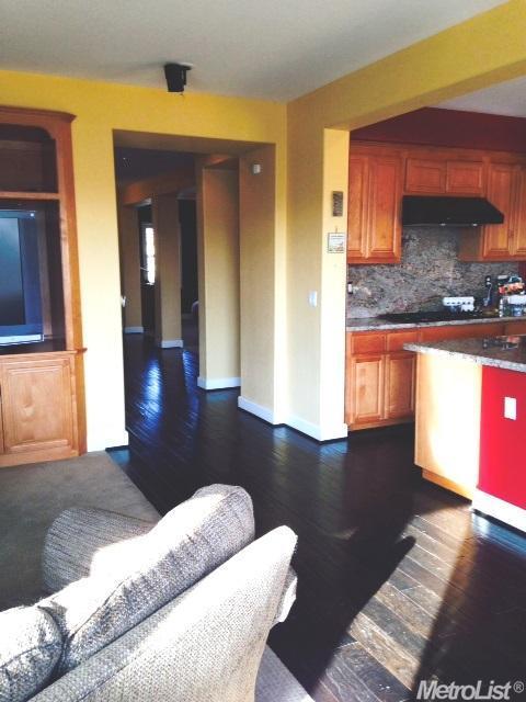 138 Abelia Ln, Patterson, CA 95363 photo 5