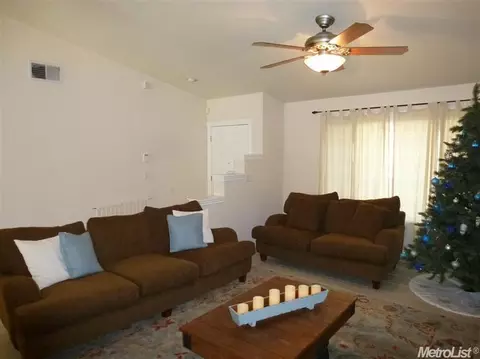 4715 Durham Ct, Rocklin, CA 95765 photo 4