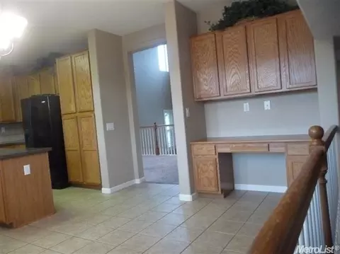 2216 Pan Shell Ct, Modesto, CA 95356 photo 3