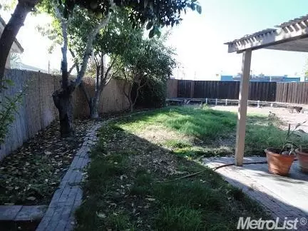 1960 Chamberlain, Turlock, CA 95382 photo 9