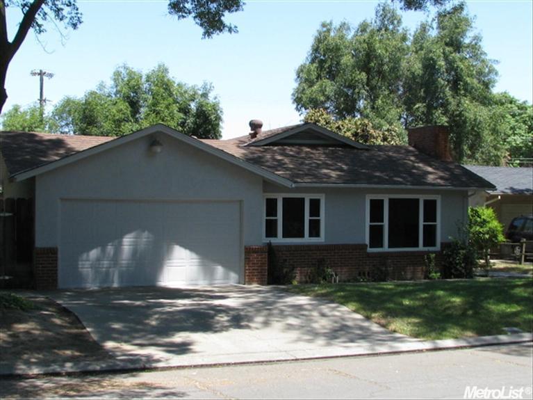 1025 Ashford Ct, Modesto, CA 95350 photo 1