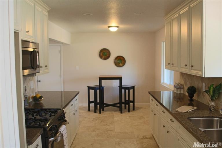 5140 Love Way, Carmichael, CA 95608 photo 2