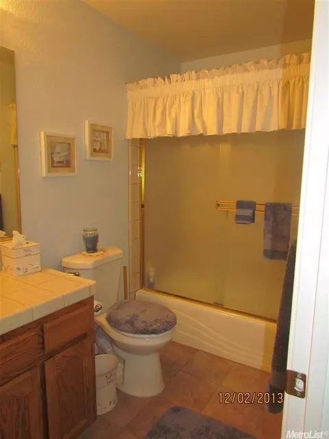 2429 Thaddeous Dr, Escalon, CA 95320 photo 13