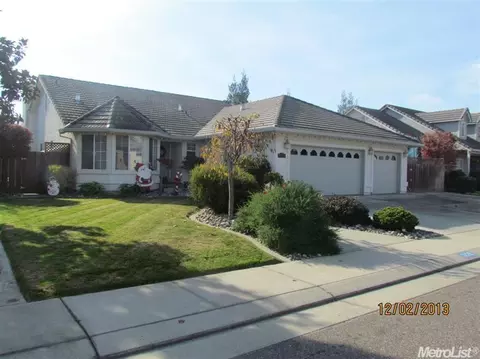 2429 Thaddeous Dr, Escalon, CA 95320 photo 2