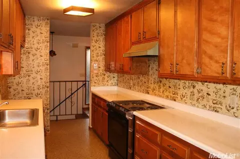 350 Barton Dr, Applegate, CA 95703 photo 4