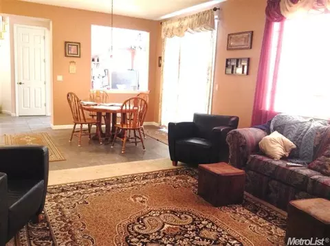 1583 Calhoun Ave, Ripon, CA 95366 photo 8