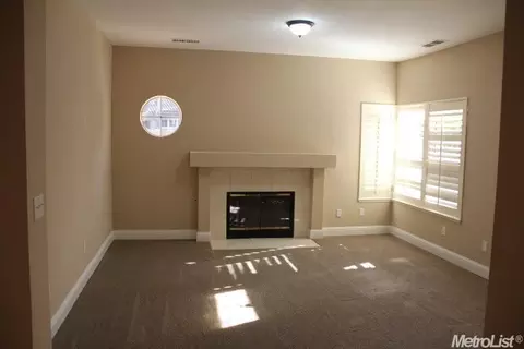 3628 Highmore Ln, Modesto, CA 95357 photo 7