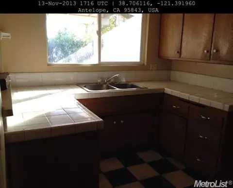 7646 32nd St, Antelope, CA 95843 photo 8