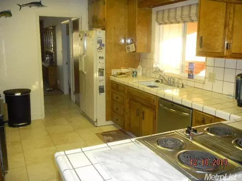 10560 E Whitmore Ave, Hughson, CA 95326 photo 9