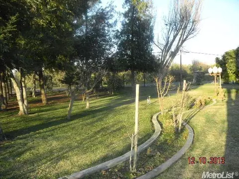 10560 E Whitmore Ave, Hughson, CA 95326 photo 18