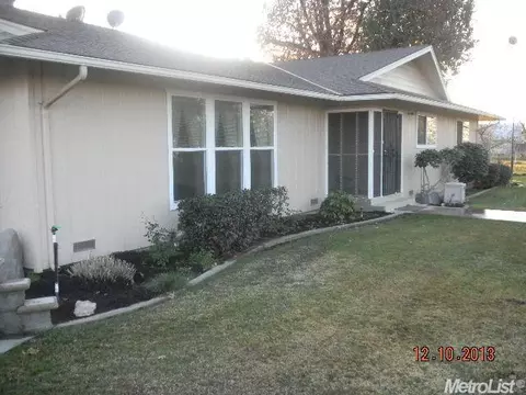 10560 E Whitmore Ave, Hughson, CA 95326 photo 15