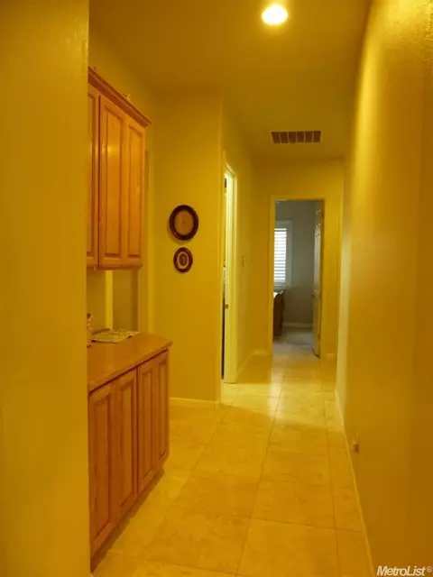 3008 Knightsbridge Ct, Modesto, CA 95355 photo 9